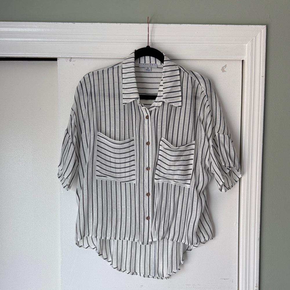 Favlux Black & White Striped High-Low Button-Up Blouse – Women’s Medium